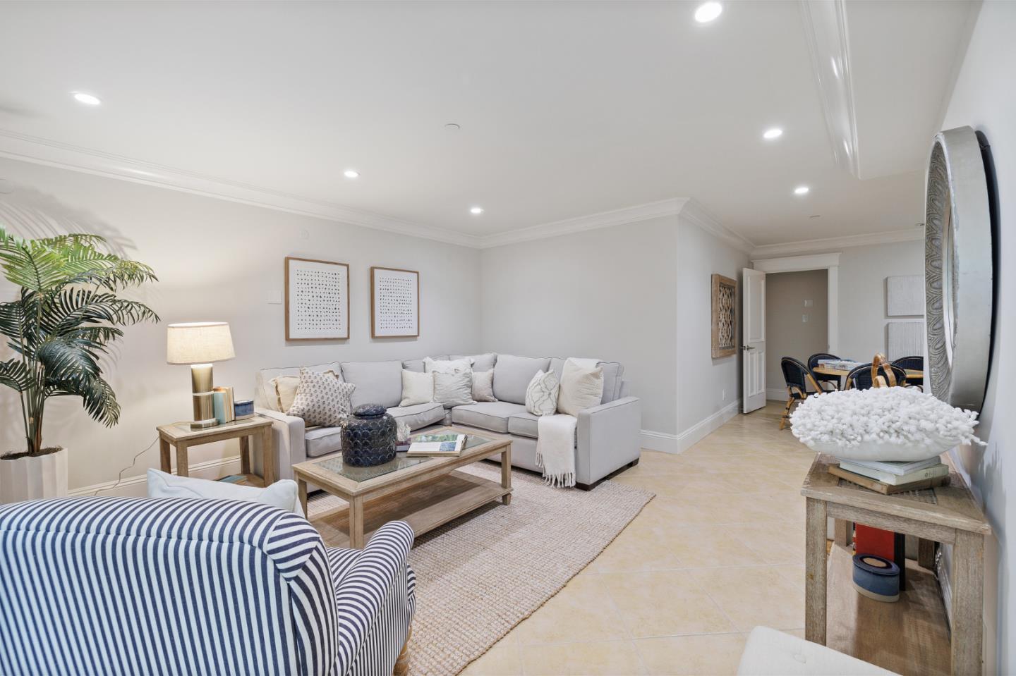 Detail Gallery Image 73 of 86 For 1425 Benito Ave, Burlingame,  CA 94010 - 5 Beds | 4/1 Baths