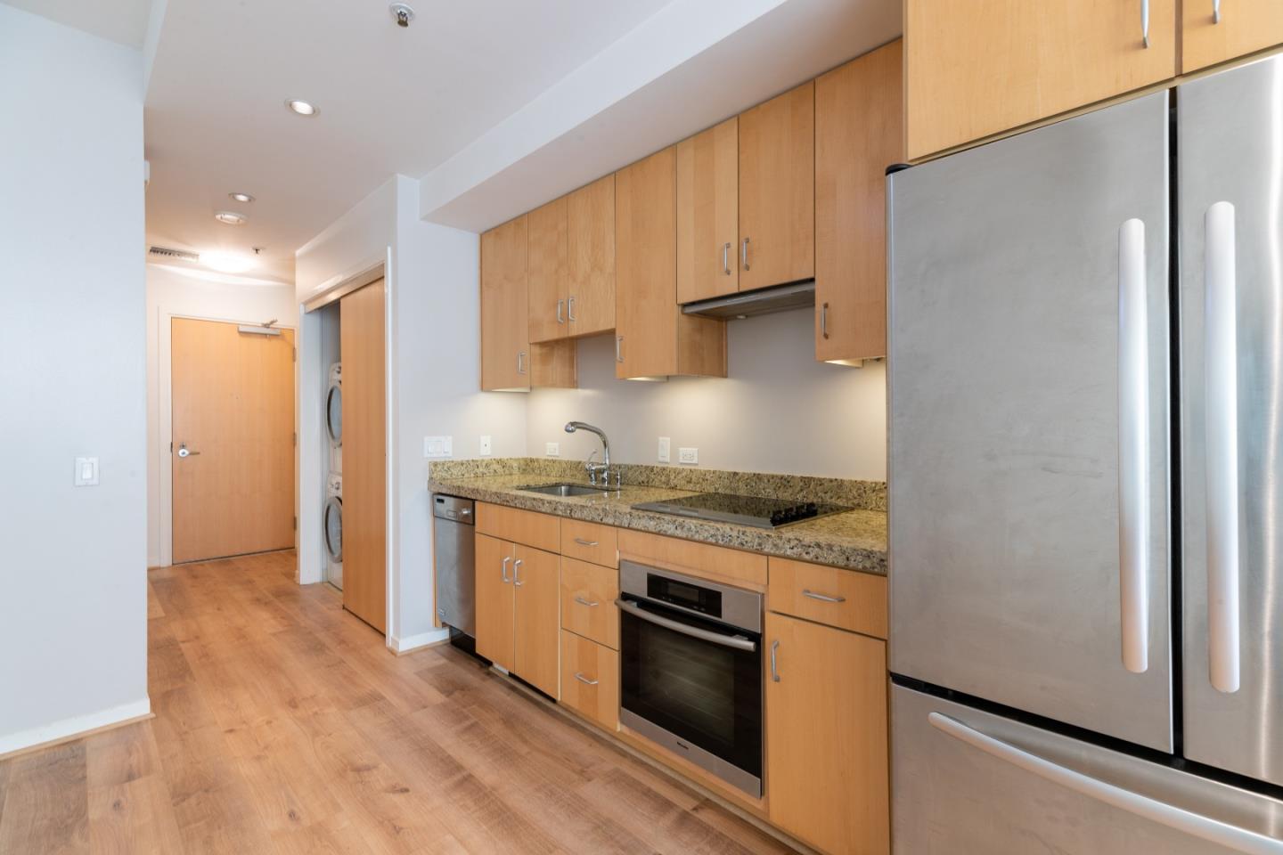 Detail Gallery Image 3 of 12 For 750 Van Ness Ave #402,  San Francisco,  CA 94102 - 0 Beds | 1 Baths