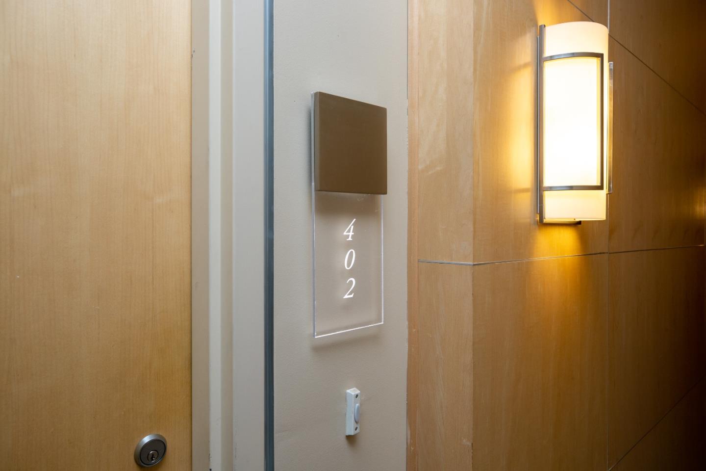Detail Gallery Image 9 of 12 For 750 Van Ness Ave #402,  San Francisco,  CA 94102 - 0 Beds | 1 Baths