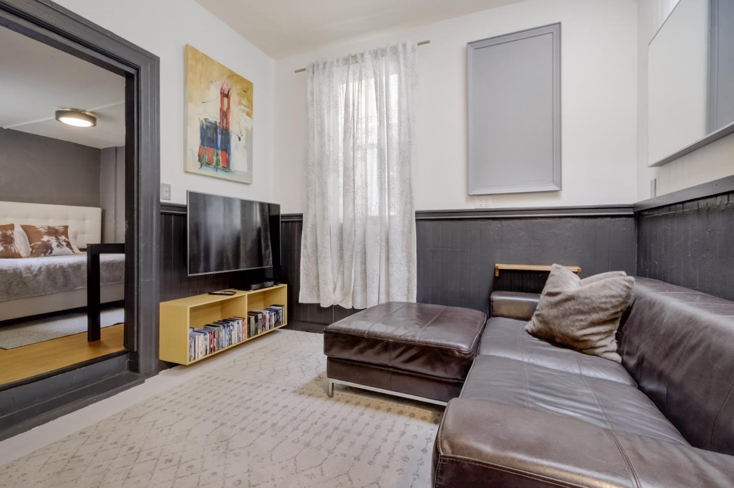 Detail Gallery Image 14 of 53 For 4529 18th St, San Francisco,  CA 94114 - 2 Beds | 1/1 Baths
