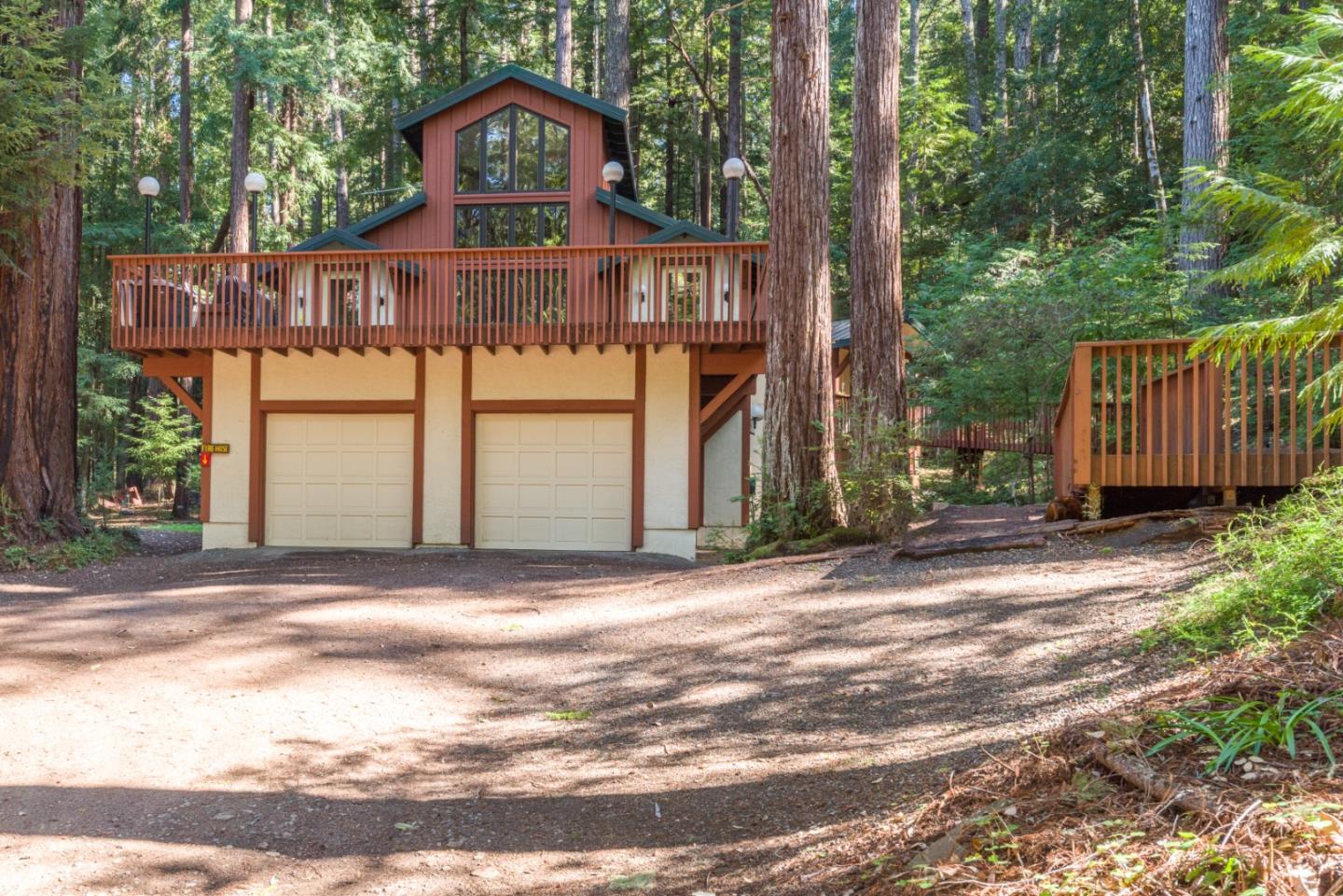 Detail Gallery Image 2 of 27 For 138 Back Rd, La Honda,  CA 94020 - 3 Beds | 3/1 Baths