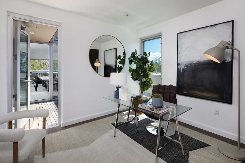 Detail Gallery Image 6 of 10 For 1275 El Camino Real #PENTHOUSE B,  Menlo Park,  CA 94025 - 3 Beds | 2/1 Baths