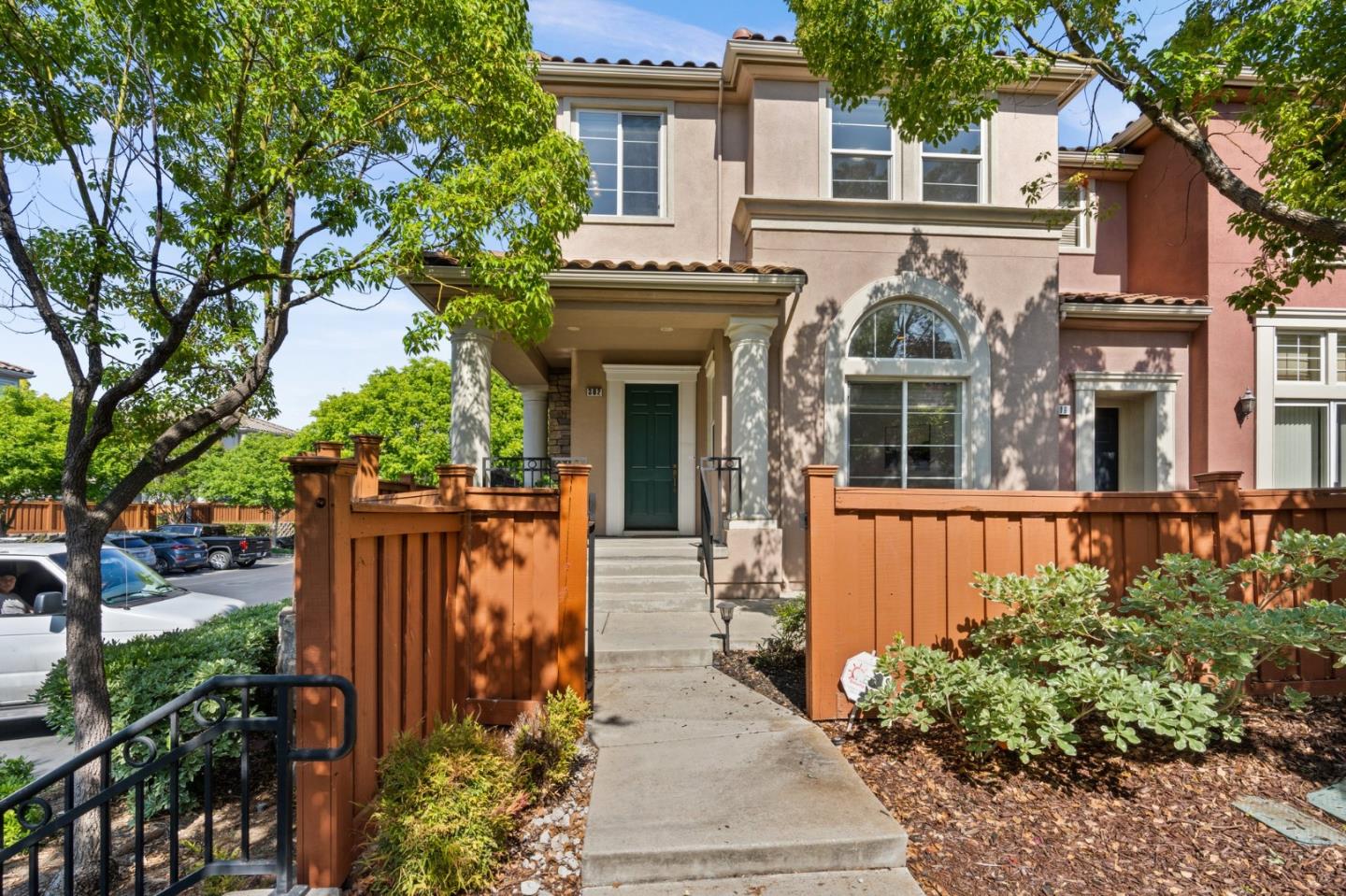 Detail Gallery Image 1 of 1 For 302 Vista Roma Way, San Jose,  CA 95136 - 4 Beds | 2/1 Baths