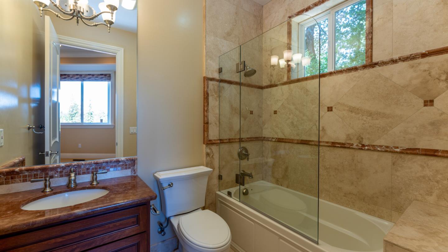 Detail Gallery Image 26 of 53 For 1551 Plateau Ave, Los Altos,  CA 94024 - 5 Beds | 5/1 Baths