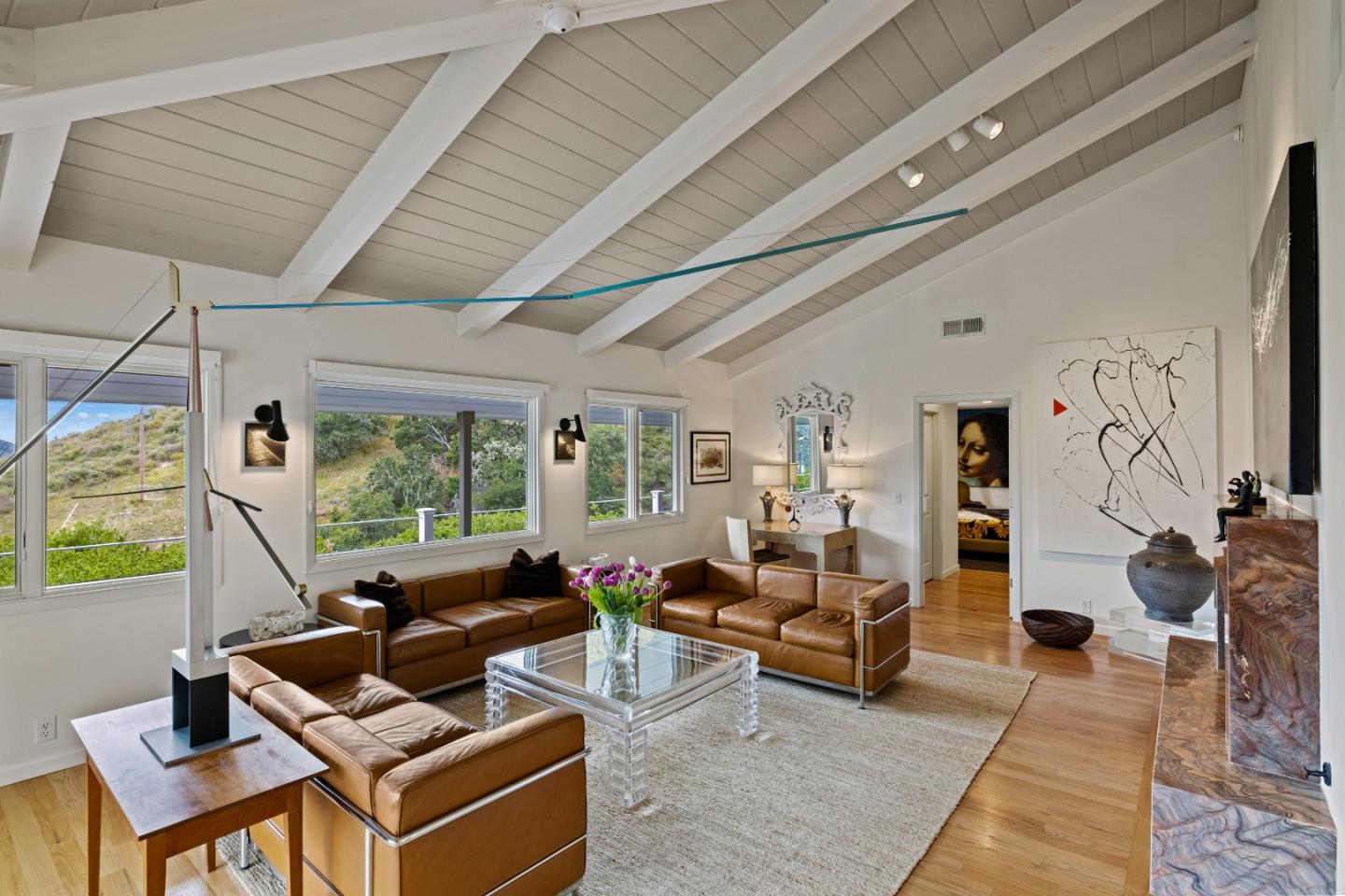 Detail Gallery Image 9 of 30 For 27 La Rancheria, Carmel Valley,  CA 93924 - 5 Beds | 3 Baths