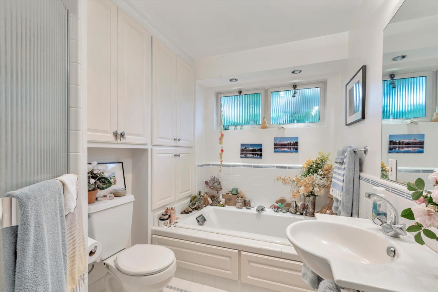 Detail Gallery Image 22 of 25 For 4210 Gladys Ave, Santa Cruz,  CA 95062 - 2 Beds | 1 Baths