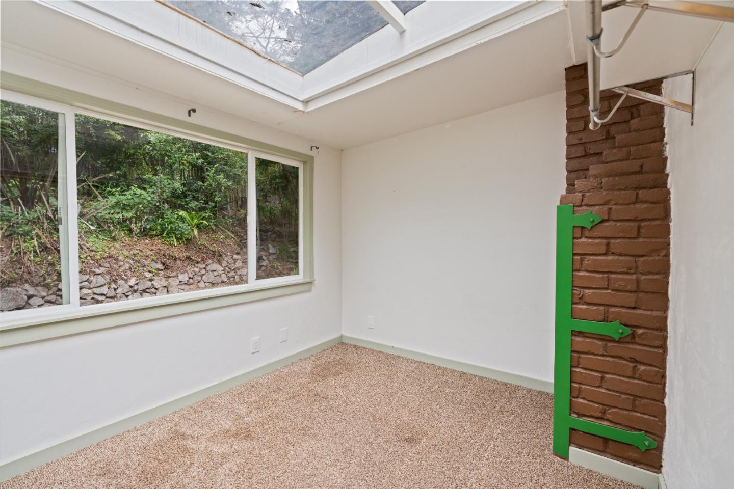 Detail Gallery Image 10 of 44 For 148 Lazywoods Rd, Felton,  CA 95018 - 6 Beds | 2 Baths