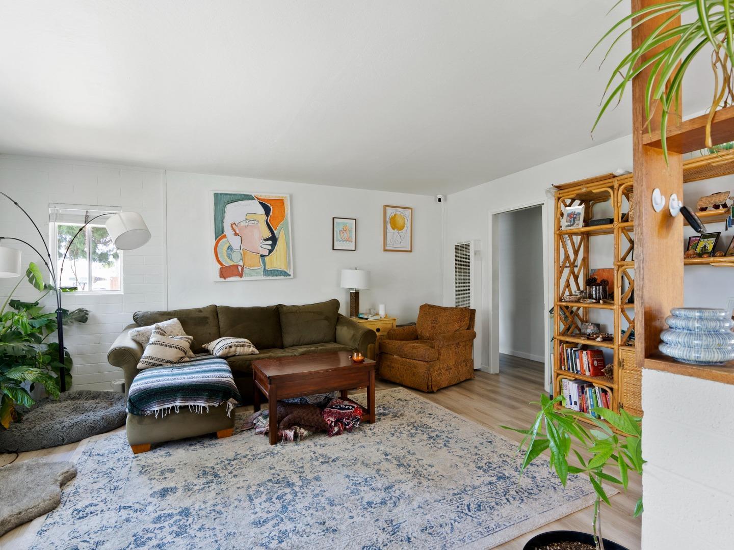 Detail Gallery Image 24 of 40 For 1330 Thompson Ave, Santa Cruz,  CA 95062 - 6 Beds | 4 Baths
