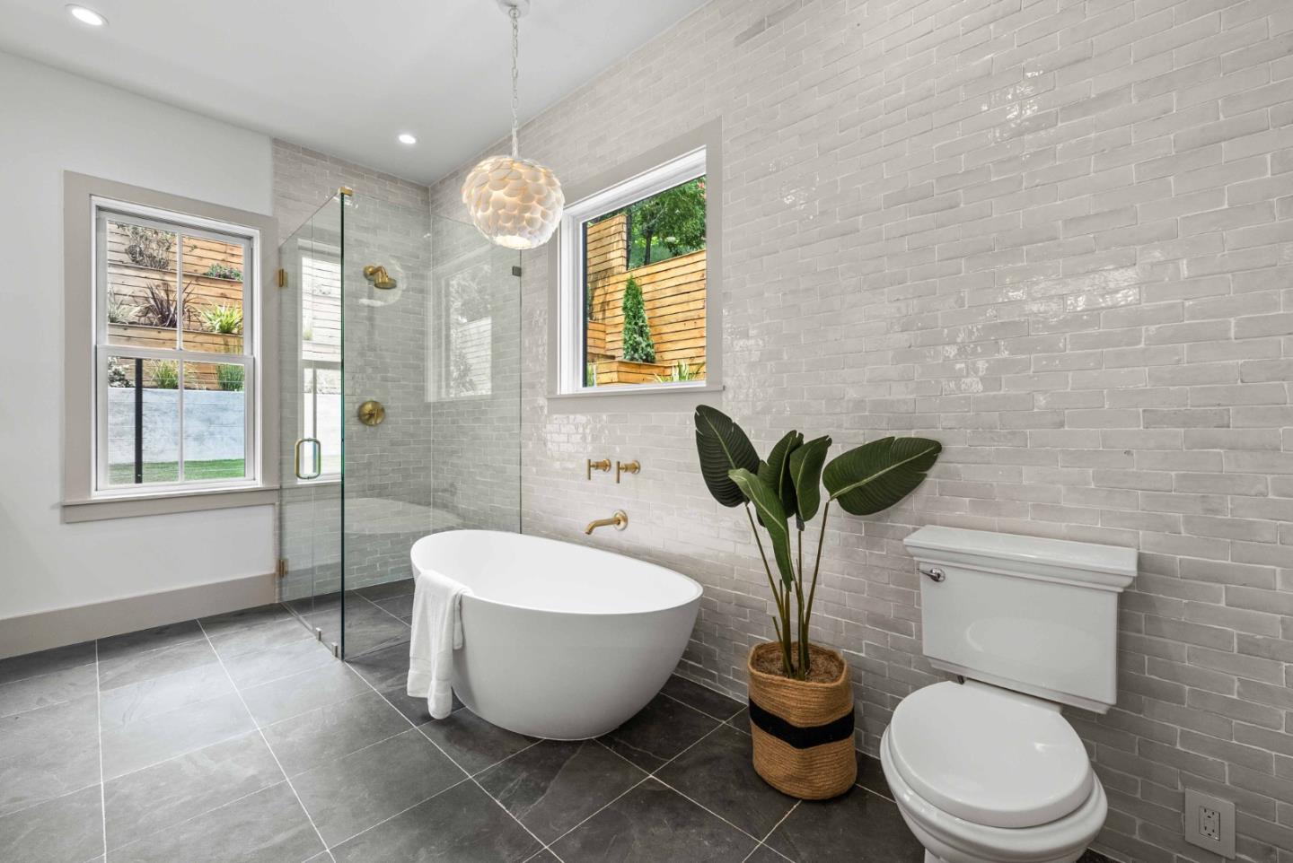 Detail Gallery Image 30 of 65 For 1835 Capistrano Way, Burlingame,  CA 94010 - 4 Beds | 4/1 Baths