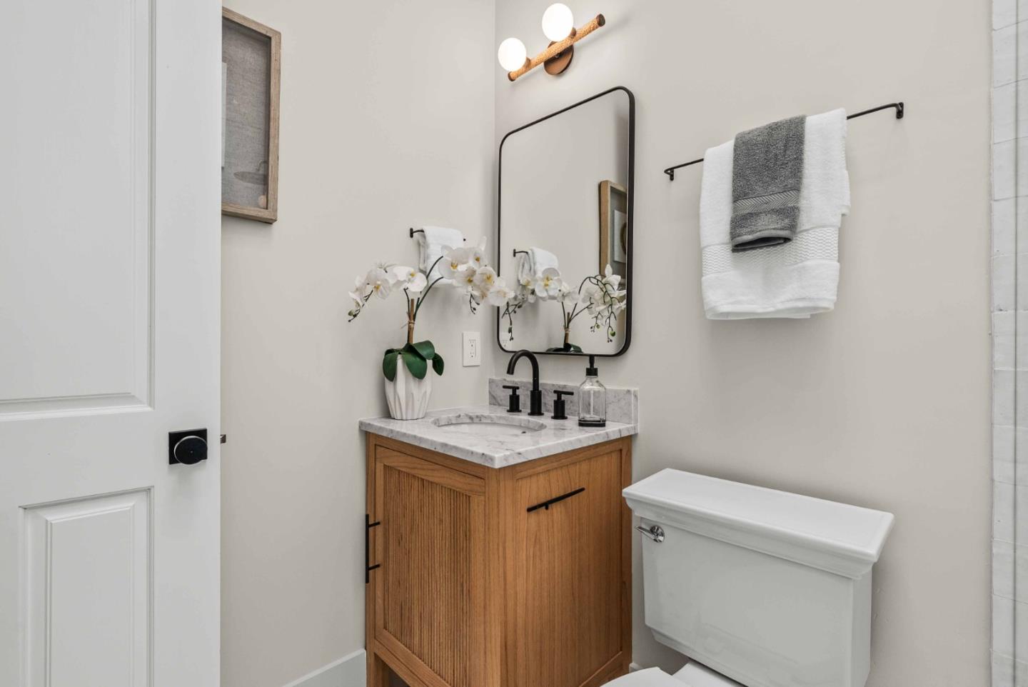 Detail Gallery Image 46 of 65 For 1835 Capistrano Way, Burlingame,  CA 94010 - 4 Beds | 4/1 Baths