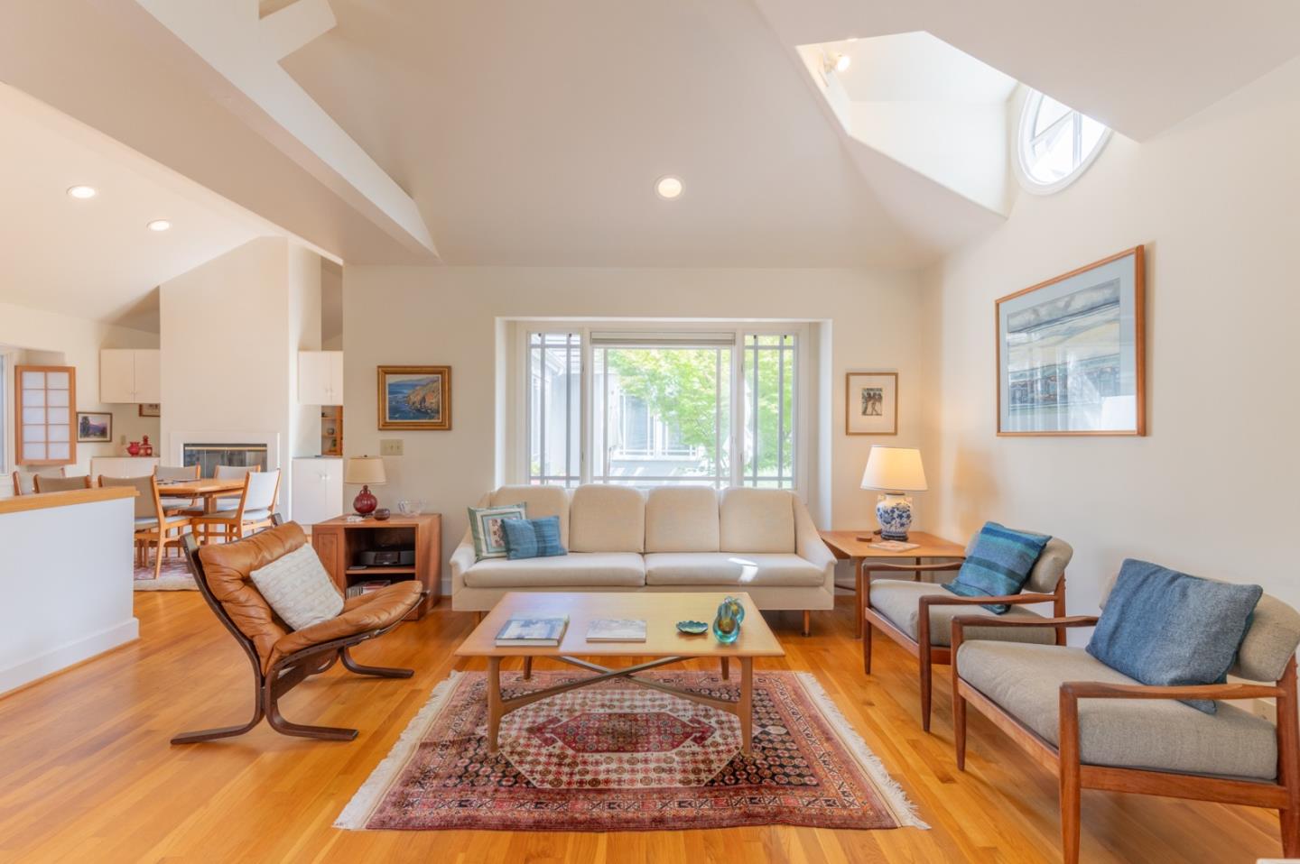 Detail Gallery Image 3 of 36 For 0 Lincoln 4 Ne of Third Ave, Carmel,  CA 93921 - 3 Beds | 2 Baths
