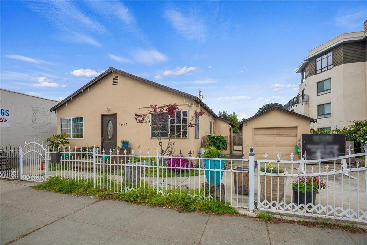 1065 W El Camino Real, Mountain View, CA 