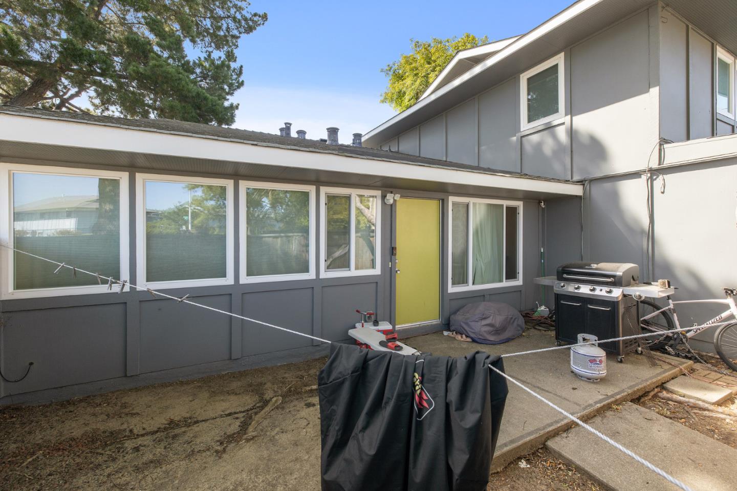 Detail Gallery Image 13 of 27 For 3120 Los Prados St, San Mateo,  CA 94403 - – Beds | – Baths