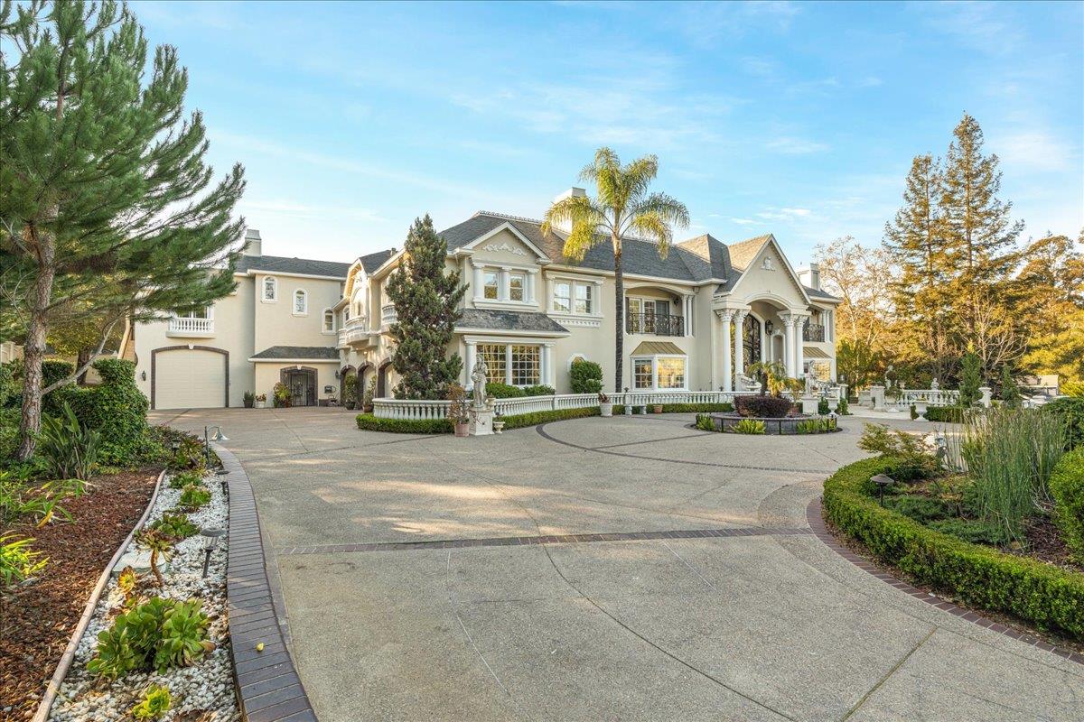 Detail Gallery Image 11 of 92 For 18911 Decatur Rd, Los Gatos,  CA 95030 - 10 Beds | 7/1 Baths