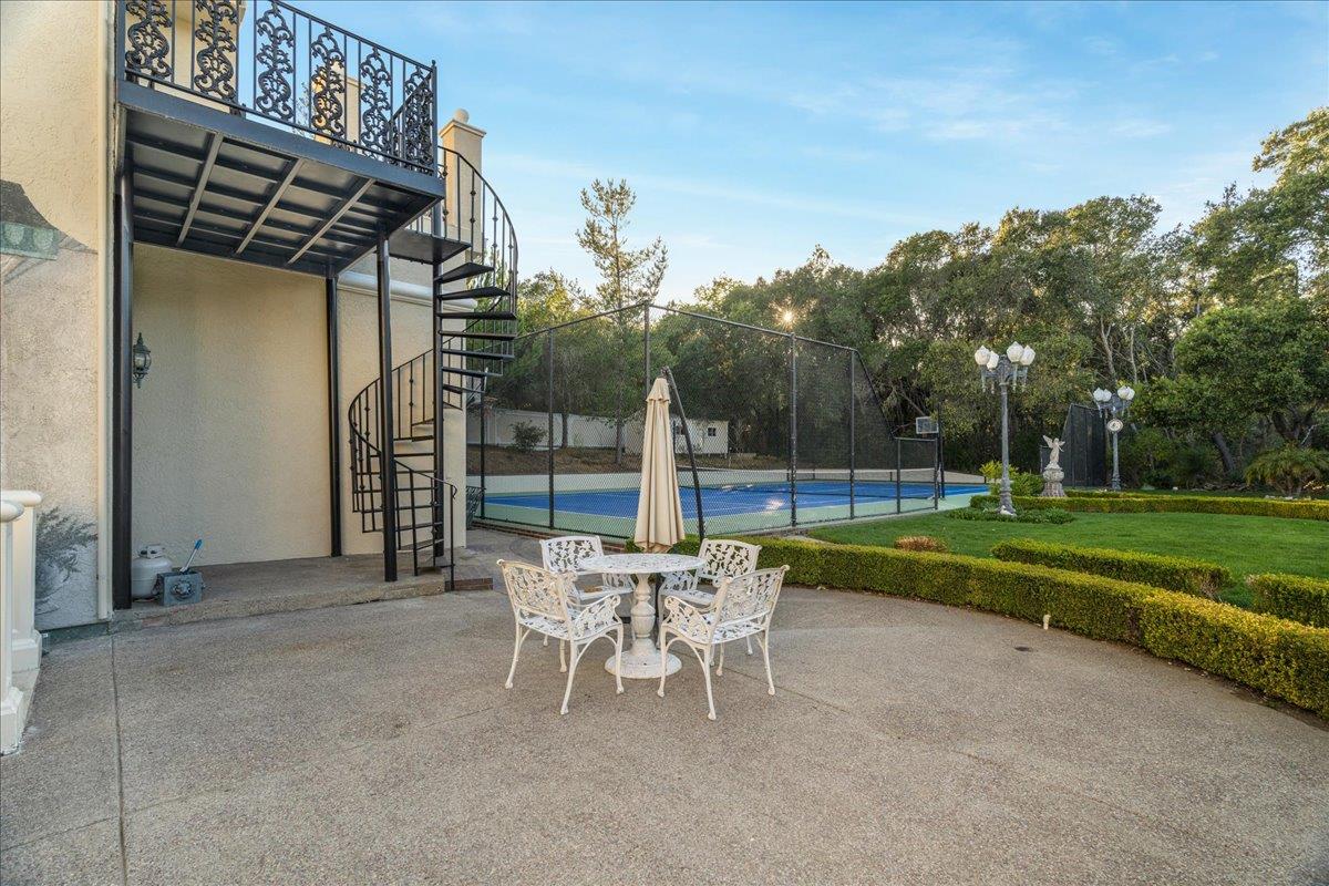 Detail Gallery Image 52 of 92 For 18911 Decatur Rd, Los Gatos,  CA 95030 - 10 Beds | 7/1 Baths