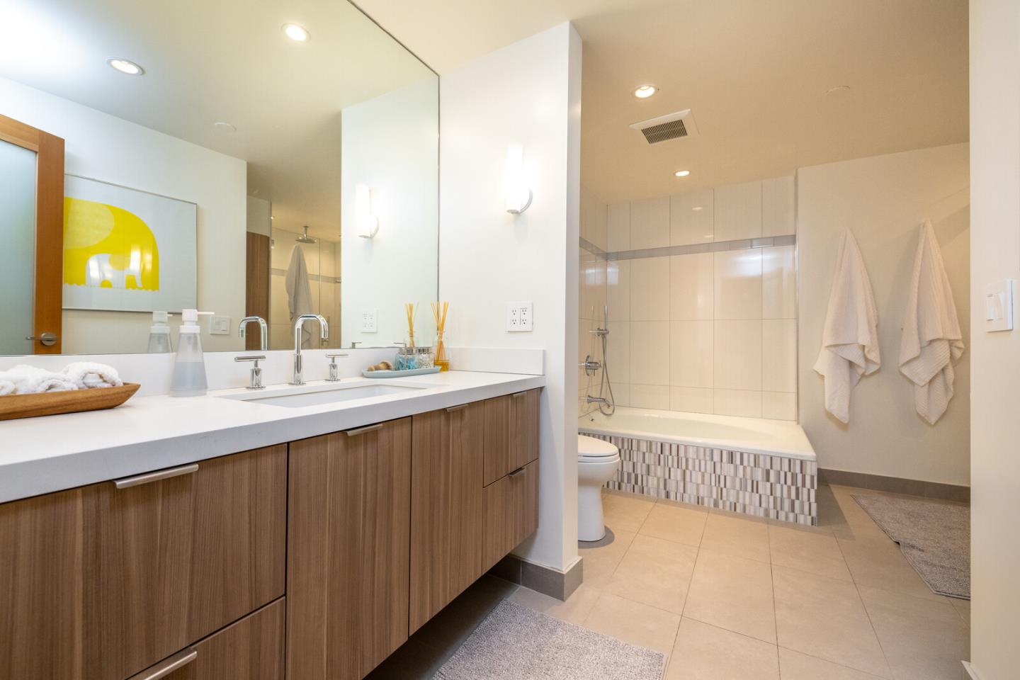 Detail Gallery Image 13 of 26 For 110 Park Rd #509,  Burlingame,  CA 94010 - 2 Beds | 2/1 Baths