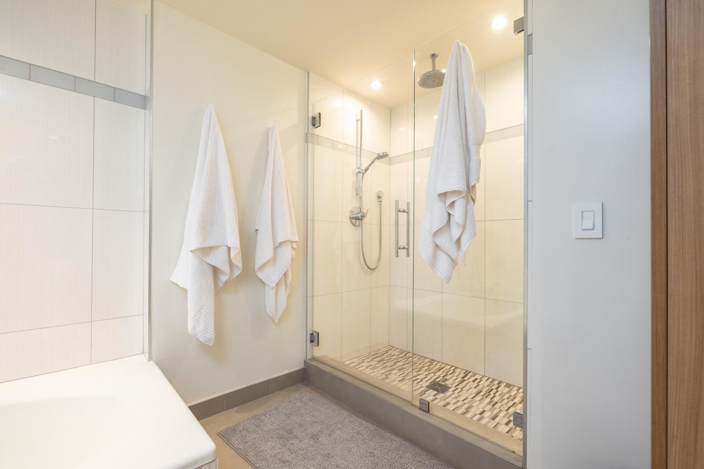 Detail Gallery Image 15 of 26 For 110 Park Rd #509,  Burlingame,  CA 94010 - 2 Beds | 2/1 Baths