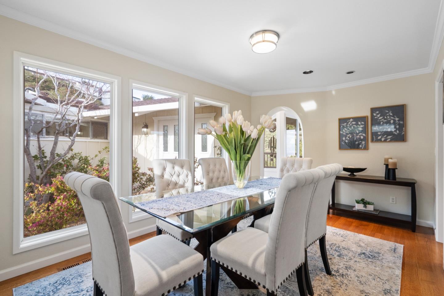 Detail Gallery Image 24 of 56 For 895 Regent Ct, San Carlos,  CA 94070 - 4 Beds | 3/1 Baths