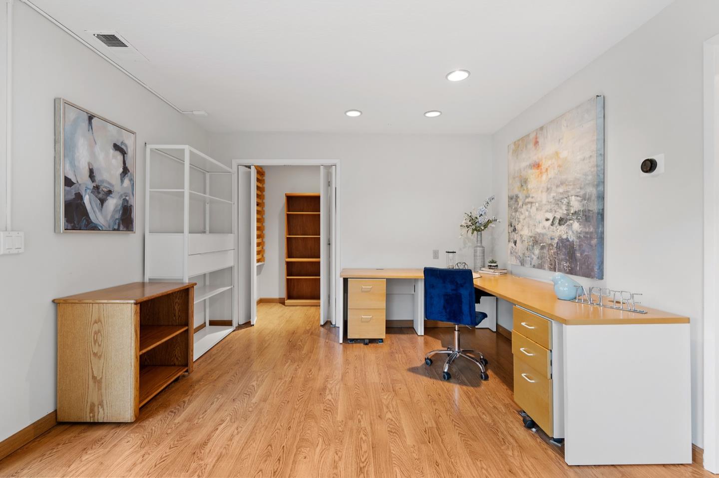 Detail Gallery Image 50 of 56 For 895 Regent Ct, San Carlos,  CA 94070 - 4 Beds | 3/1 Baths