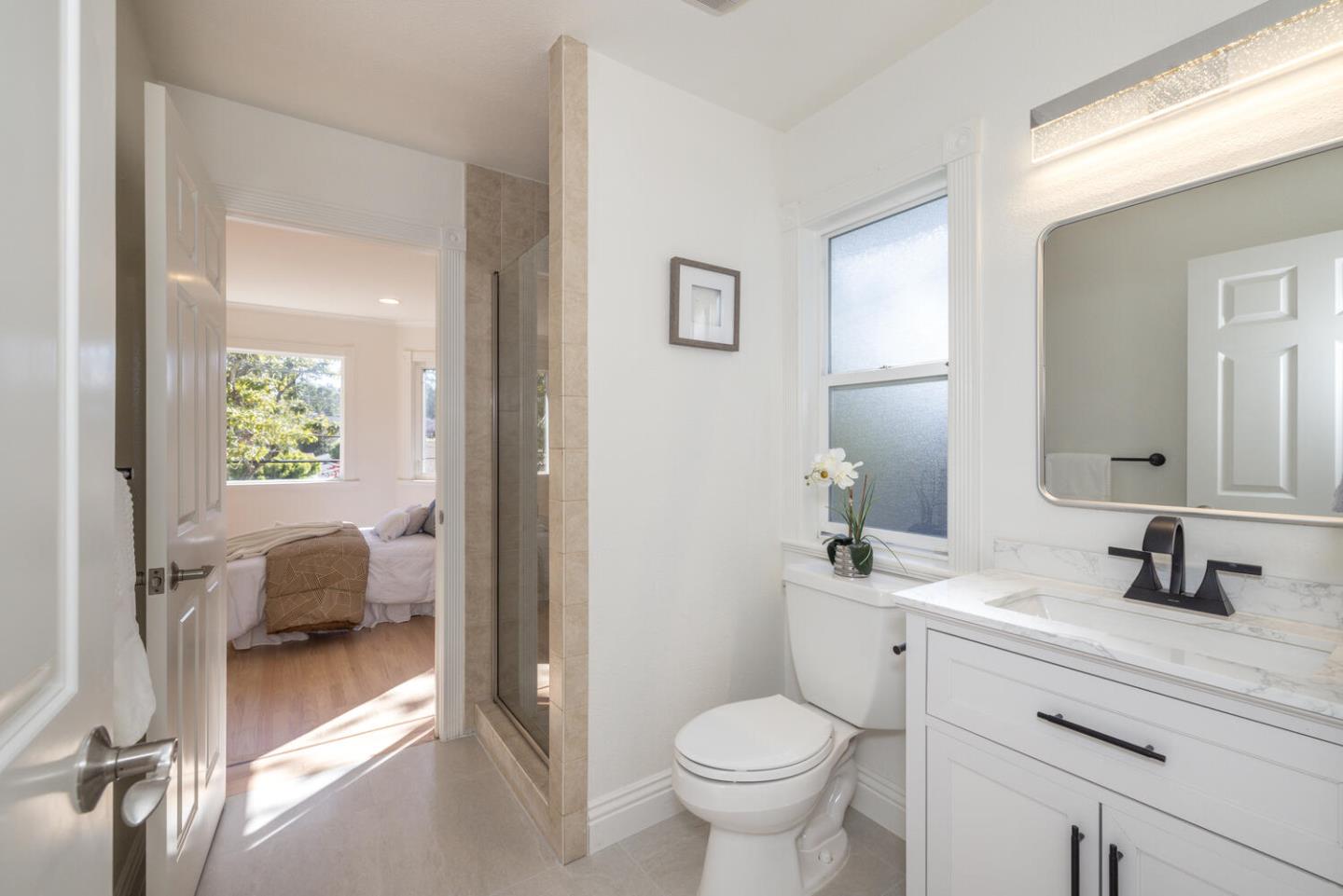 Detail Gallery Image 30 of 49 For 1012 Cortez Ave, Burlingame,  CA 94010 - 5 Beds | 3/1 Baths