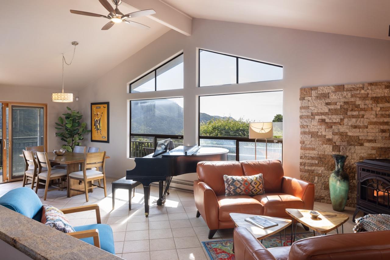 Detail Gallery Image 6 of 39 For 471 Laureles Grade Rd, Carmel Valley,  CA 93924 - 3 Beds | 3 Baths