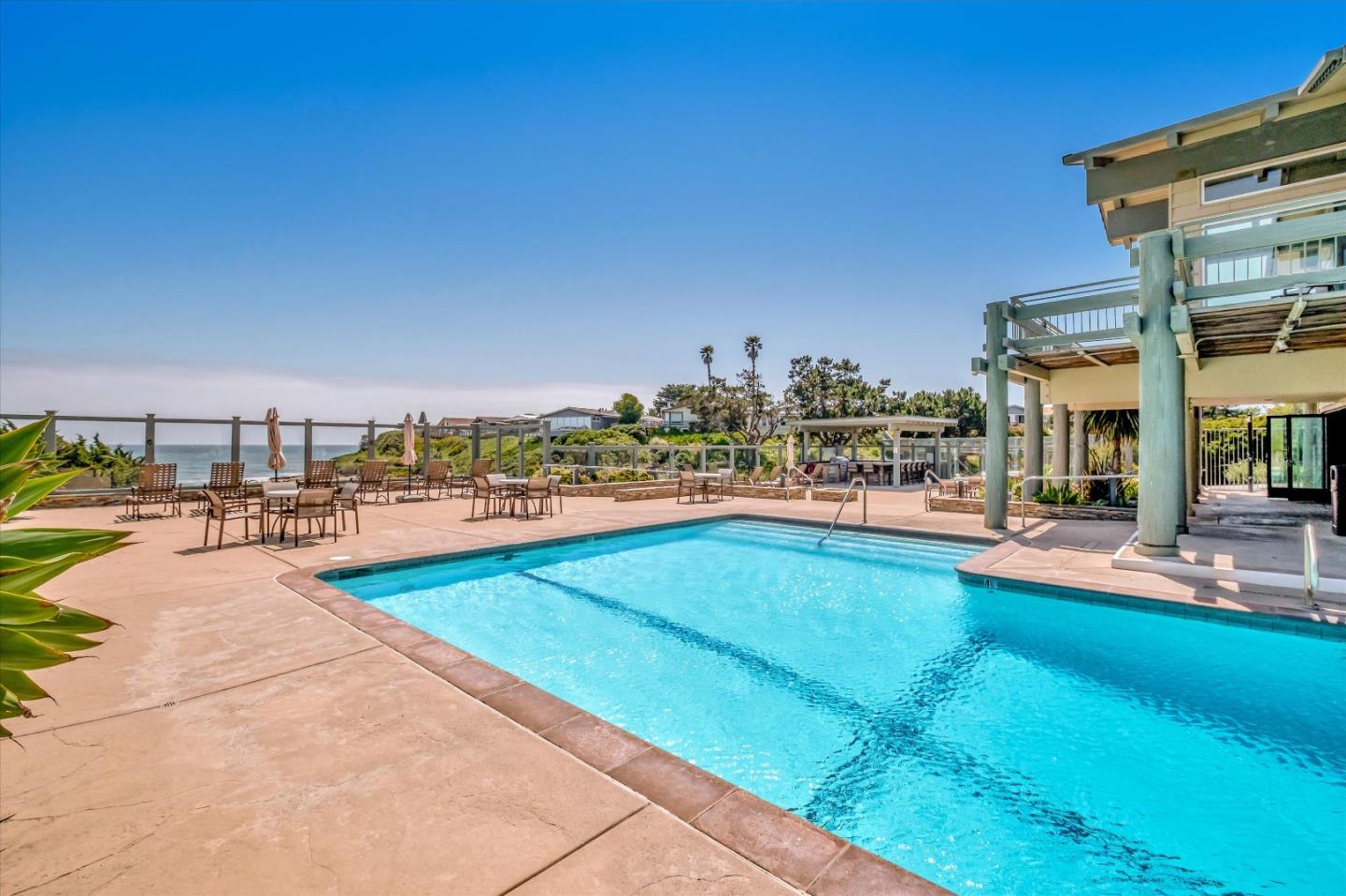 Detail Gallery Image 45 of 52 For 2395 Delaware Ave #6,  Santa Cruz,  CA 95060 - 3 Beds | 2 Baths