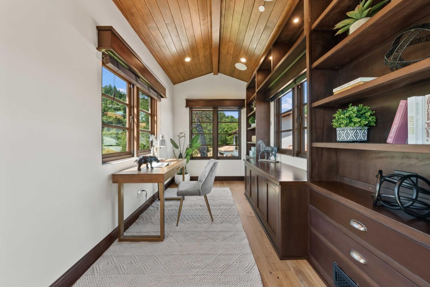 Detail Gallery Image 37 of 46 For 15431 Bohlman Rd, Saratoga,  CA 95070 - 5 Beds | 4/1 Baths
