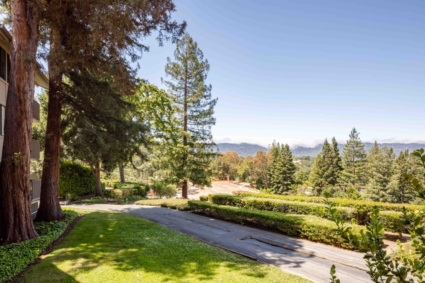 300 Sand Hill Cir 103, Menlo Park, CA 94025 3 Beds 2 Baths