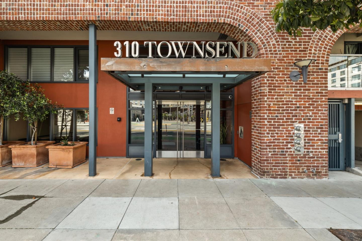 Detail Gallery Image 1 of 1 For 310 Townsend St #207,  San Francisco,  CA 94107 - 1 Beds | 1 Baths