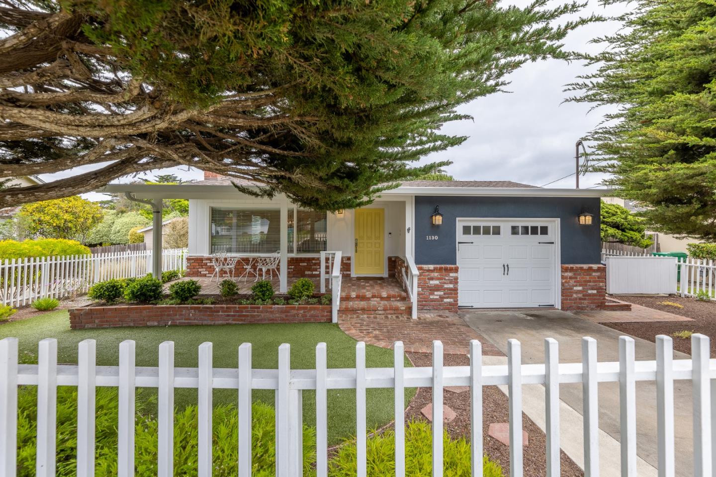 Detail Gallery Image 1 of 1 For 1130 Ripple Ave, Pacific Grove,  CA 93950 - 3 Beds | 2 Baths