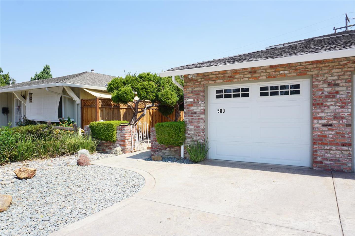 Detail Gallery Image 3 of 43 For 580 Shadow Glen, San Jose,  CA 95129 - – Beds | – Baths