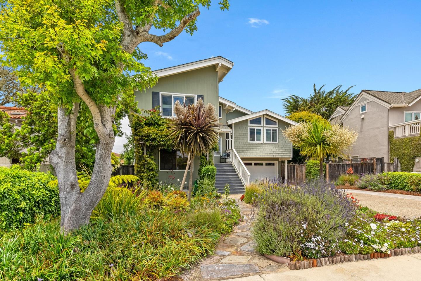 Detail Gallery Image 1 of 1 For 141 via Trinita, Aptos,  CA 95003 - 4 Beds | 2/1 Baths