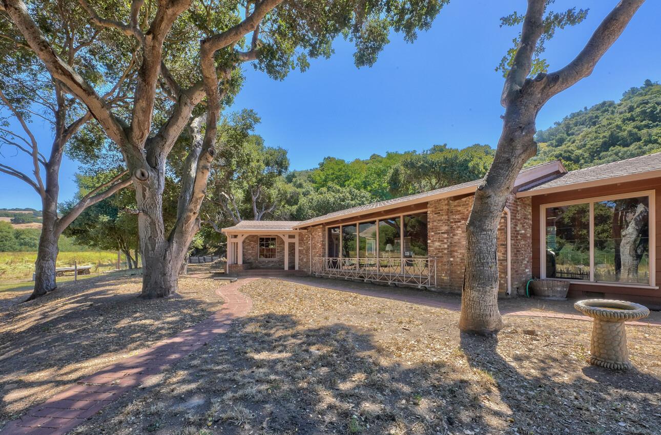 109 Old Stage Rd, Salinas, CA 93908 3 Beds 3 Baths (Contingent