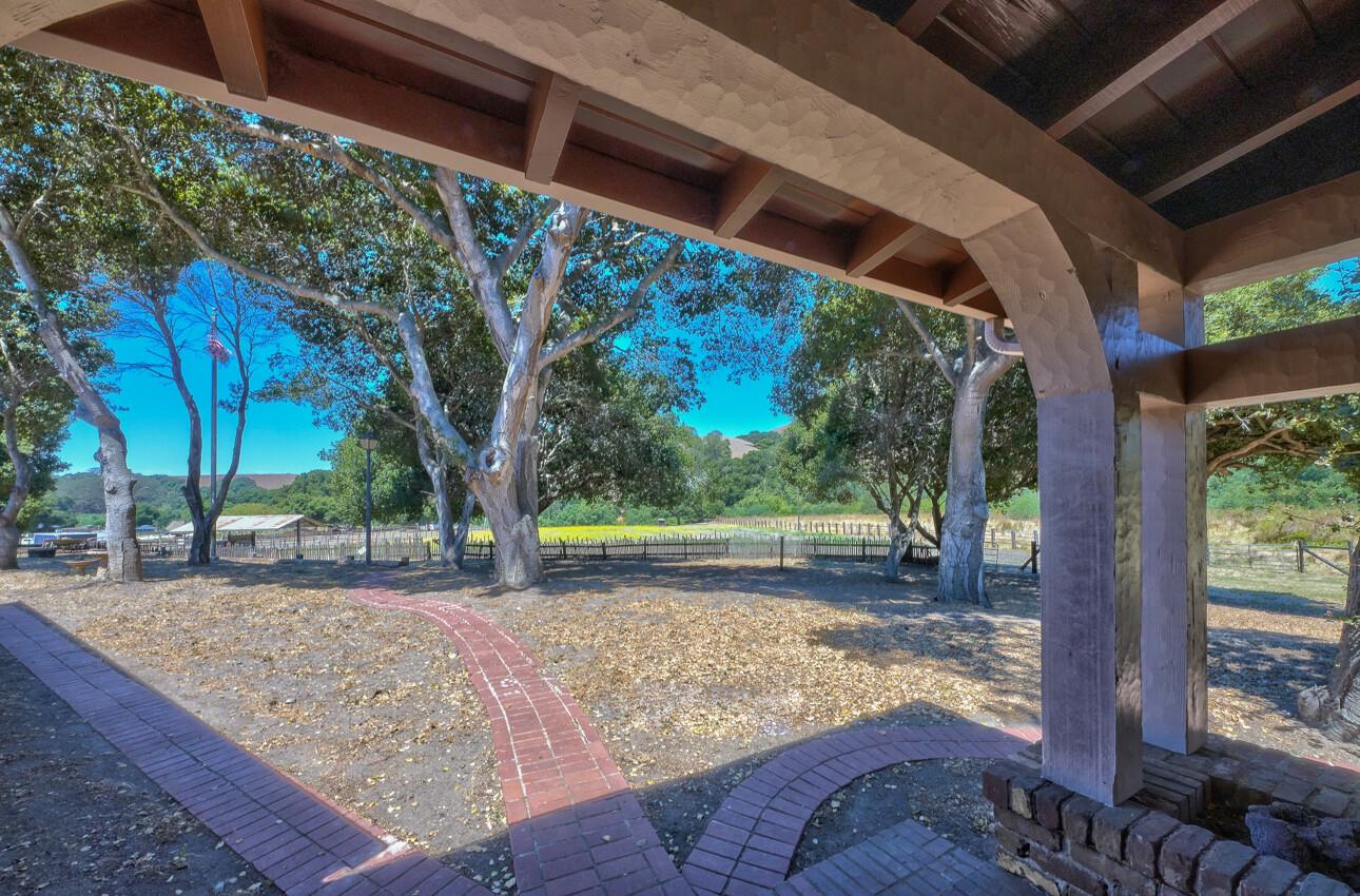 109 Old Stage Rd, Salinas, CA 93908 3 Beds 3 Baths (Contingent