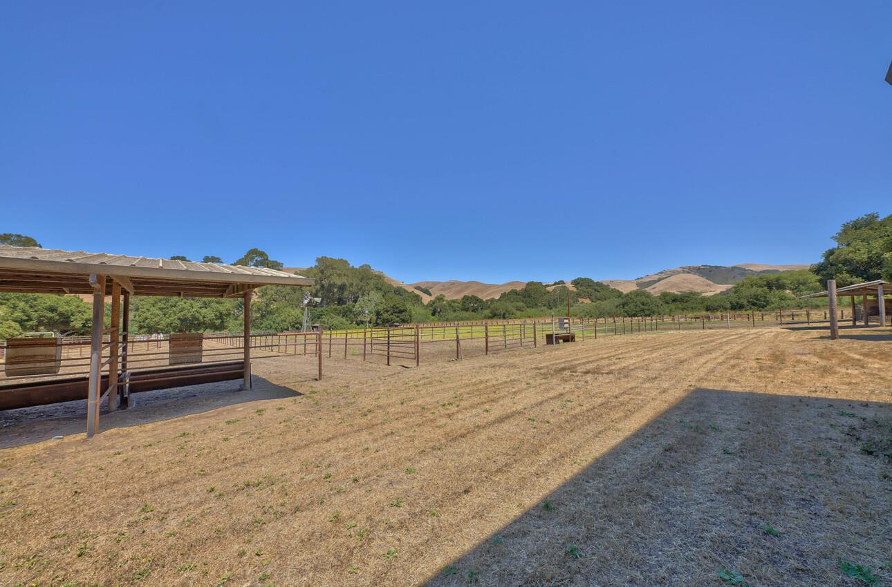 109 Old Stage Rd, Salinas, CA 93908 3 Beds 3 Baths (Contingent
