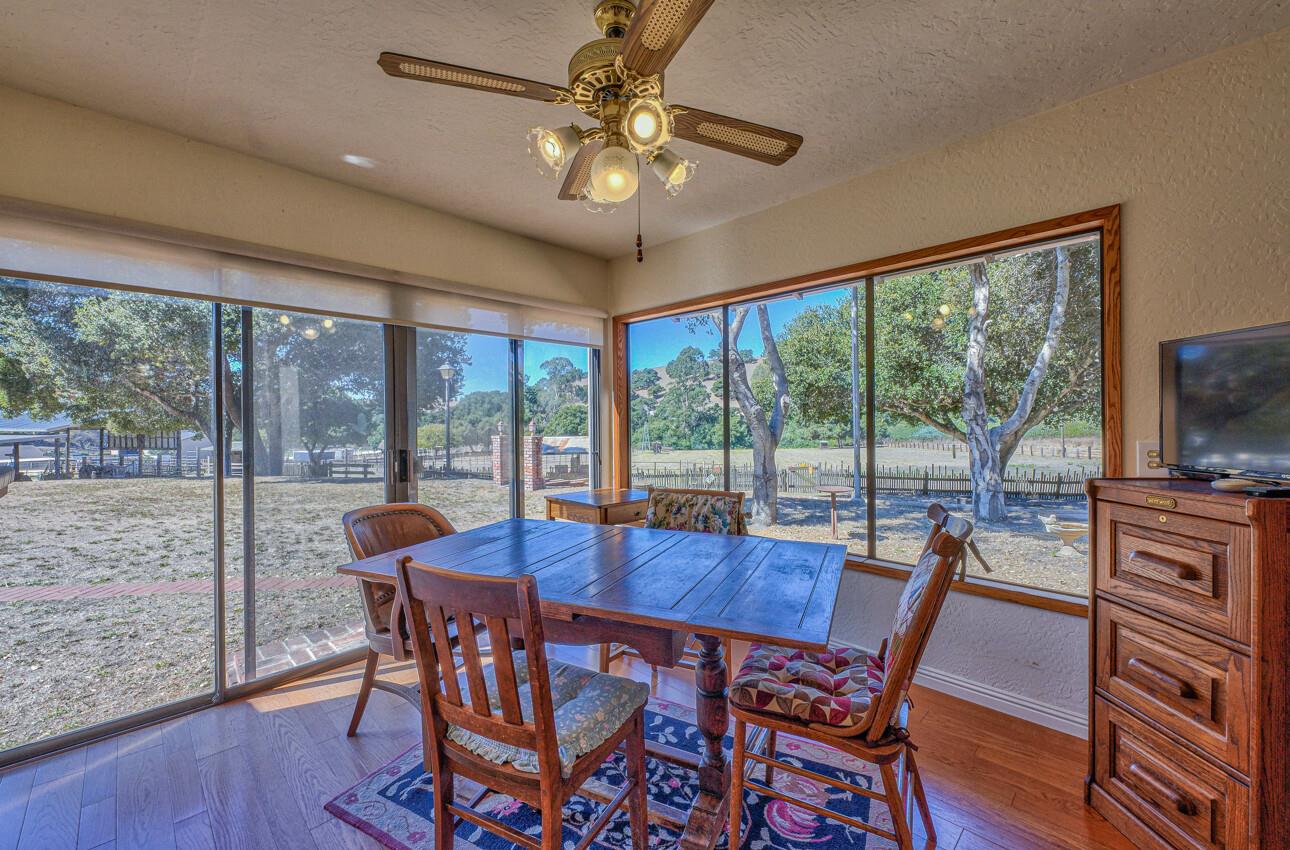 109 Old Stage Rd, Salinas, CA 93908 3 Beds 3 Baths (Contingent