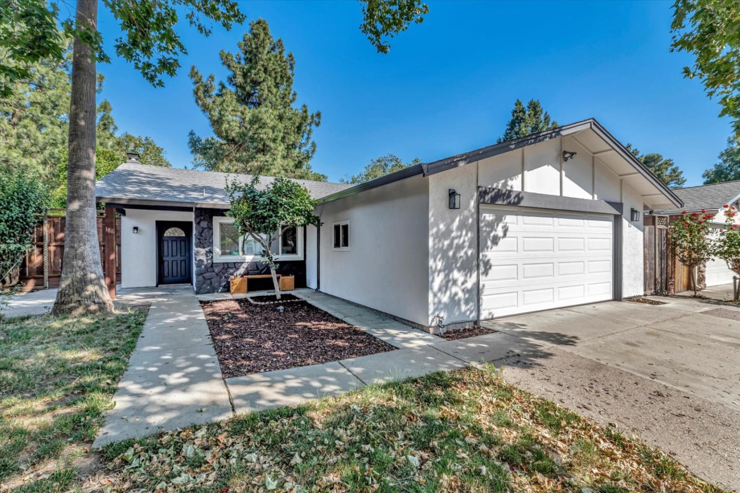 Detail Gallery Image 1 of 1 For 188 New River Dr, San Jose,  CA 95119 - 4 Beds | 2 Baths