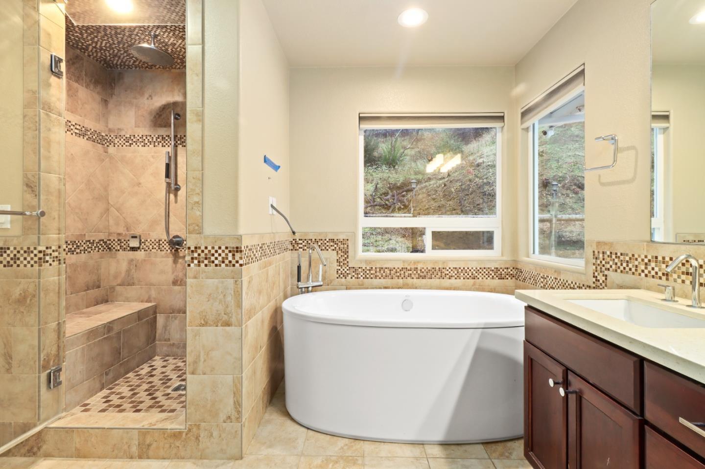 Detail Gallery Image 26 of 50 For 7010 State Highway 128, Napa,  CA 94558 - 3 Beds | 2 Baths