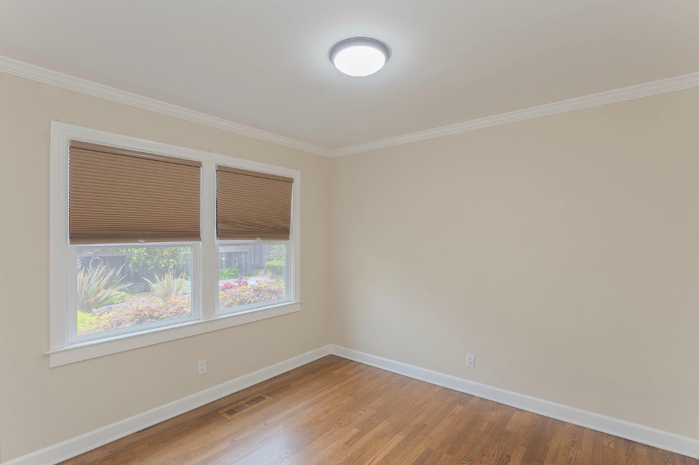 Detail Gallery Image 17 of 25 For 352 Bishop Ave, Pacific Grove,  CA 93950 - 3 Beds | 2 Baths