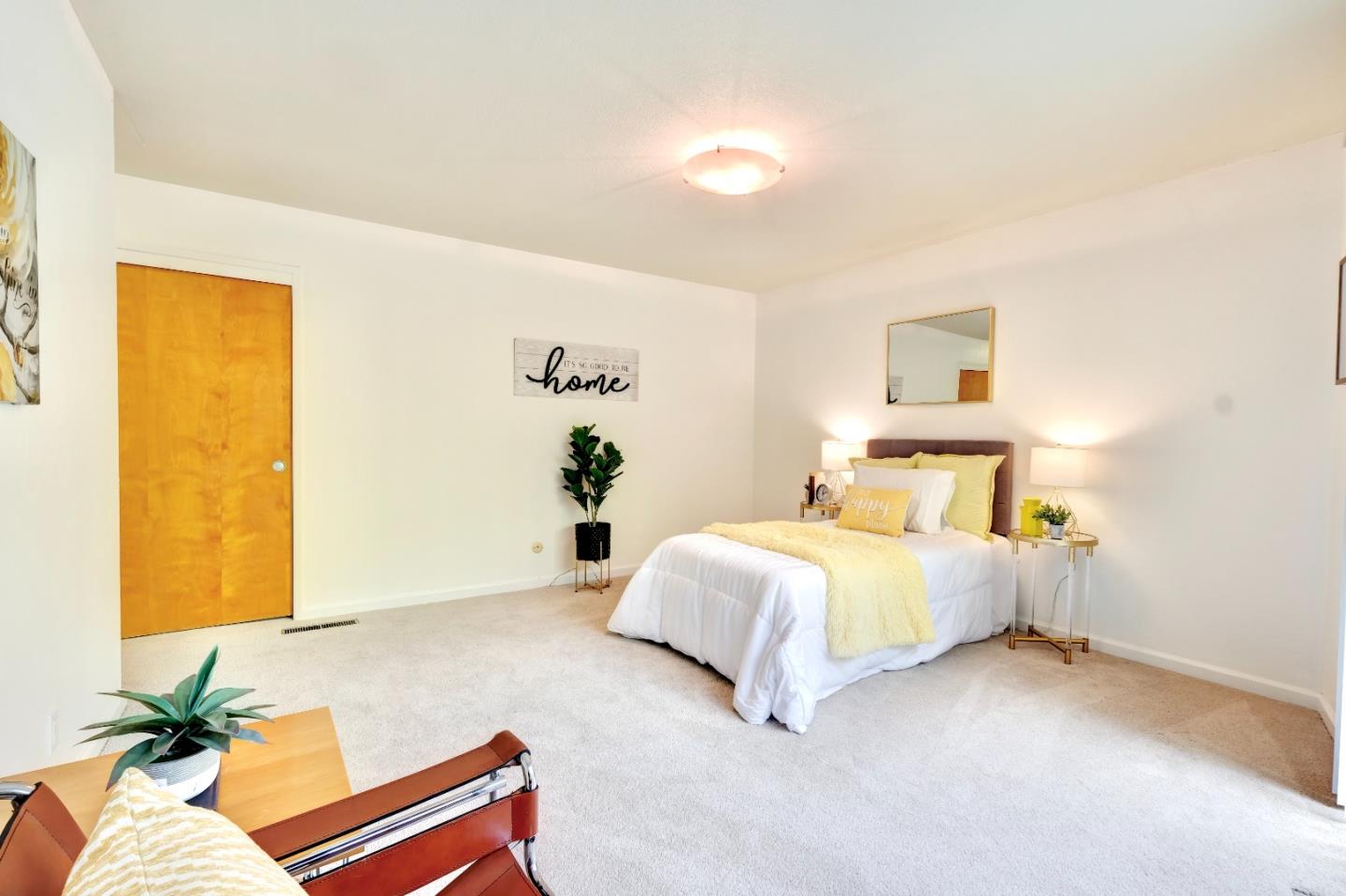 Detail Gallery Image 17 of 28 For 2242 Eastridge Ave, Menlo Park,  CA 94025 - 3 Beds | 2 Baths
