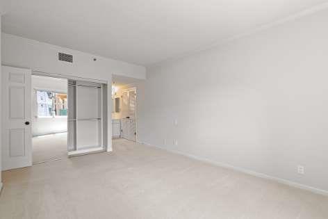 Detail Gallery Image 16 of 24 For 1 Baldwin Ave #820,  San Mateo,  CA 94401 - 2 Beds | 2 Baths