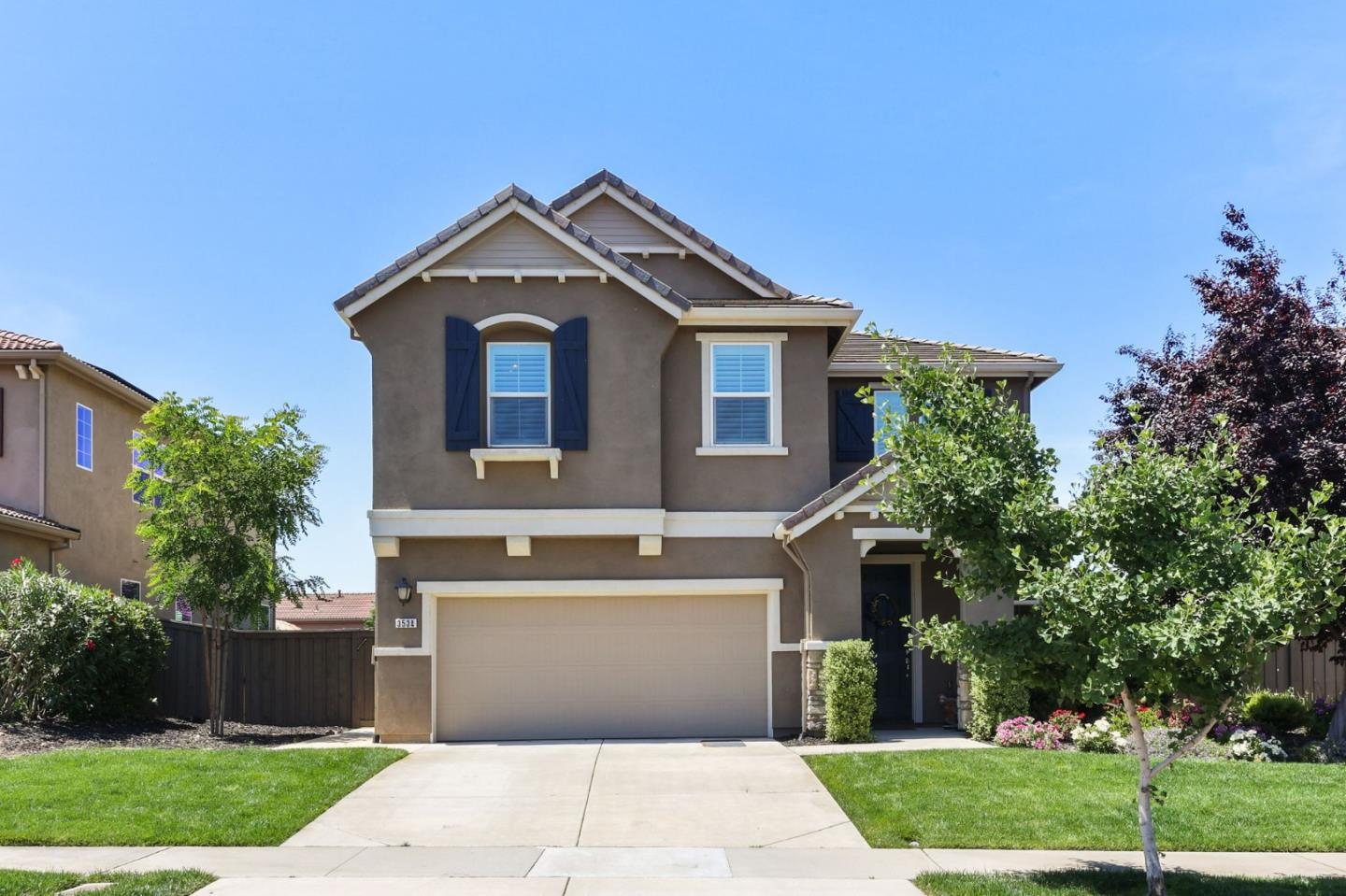 Detail Gallery Image 1 of 1 For 3534 Landsdale Way, El Dorado Hills,  CA 95762 - 4 Beds | 2/1 Baths