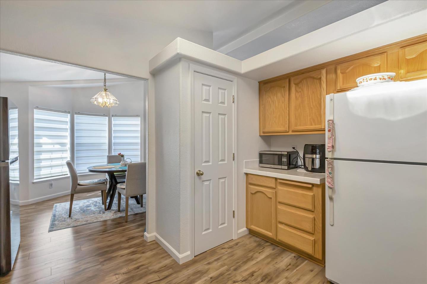 Detail Gallery Image 13 of 29 For 1085 Tasman Dr #174,  Sunnyvale,  CA 94089 - 3 Beds | 2 Baths