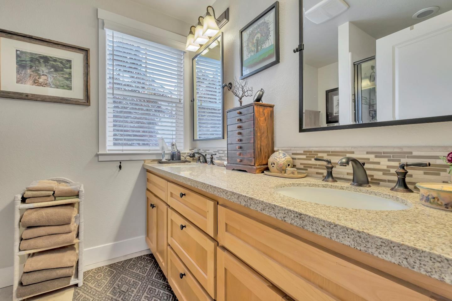 Detail Gallery Image 28 of 31 For 4180 Pearson Ct, Capitola,  CA 95010 - 3 Beds | 2/1 Baths
