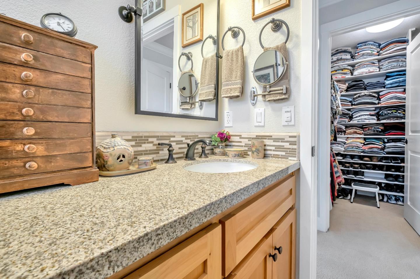 Detail Gallery Image 29 of 31 For 4180 Pearson Ct, Capitola,  CA 95010 - 3 Beds | 2/1 Baths