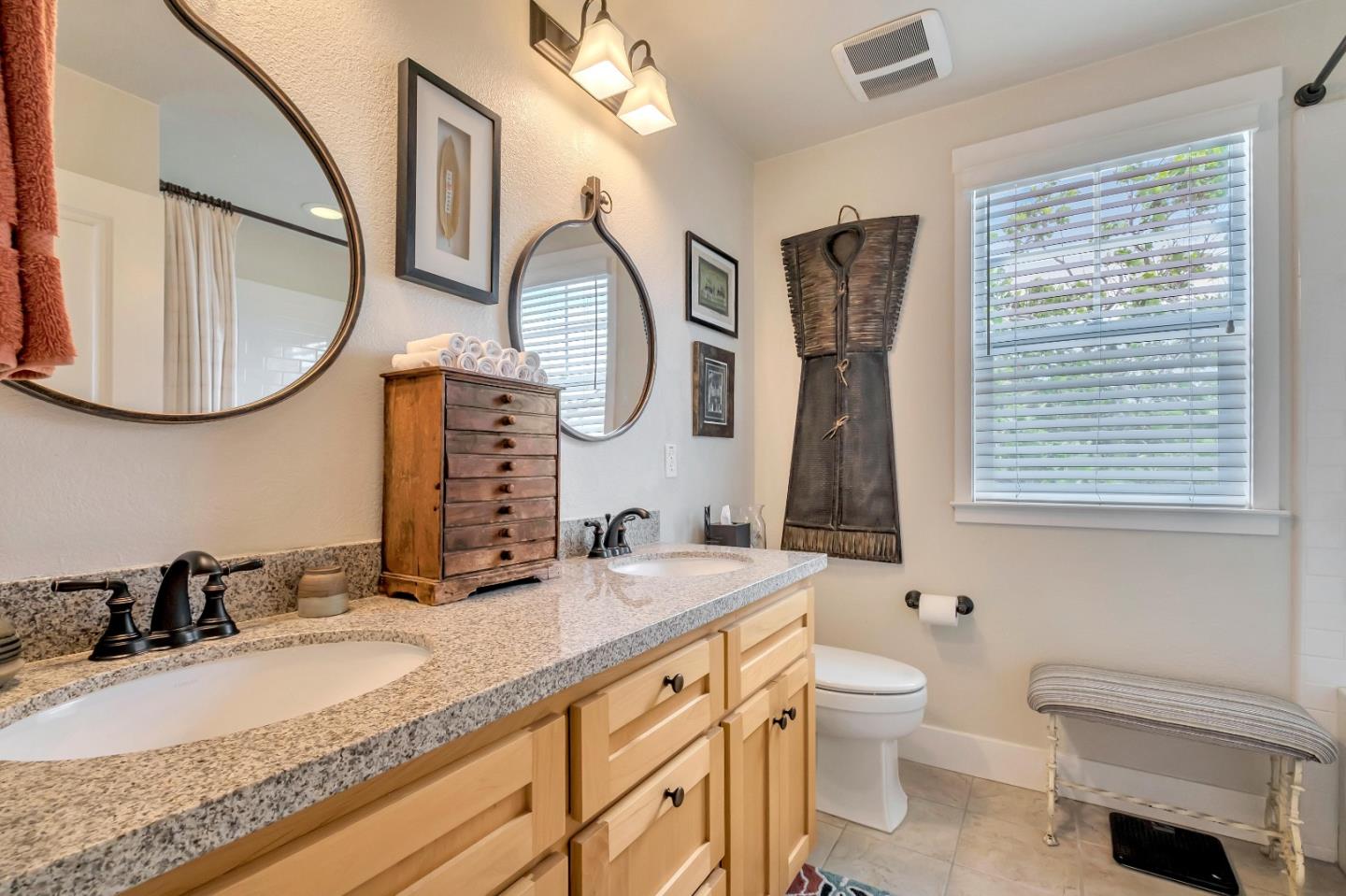 Detail Gallery Image 30 of 31 For 4180 Pearson Ct, Capitola,  CA 95010 - 3 Beds | 2/1 Baths