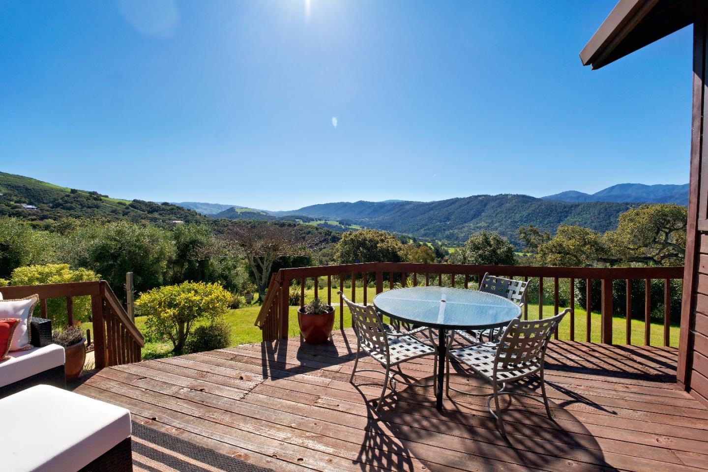 Detail Gallery Image 2 of 30 For 15465 via Los Tulares, Carmel Valley,  CA 93924 - 5 Beds | 4/1 Baths
