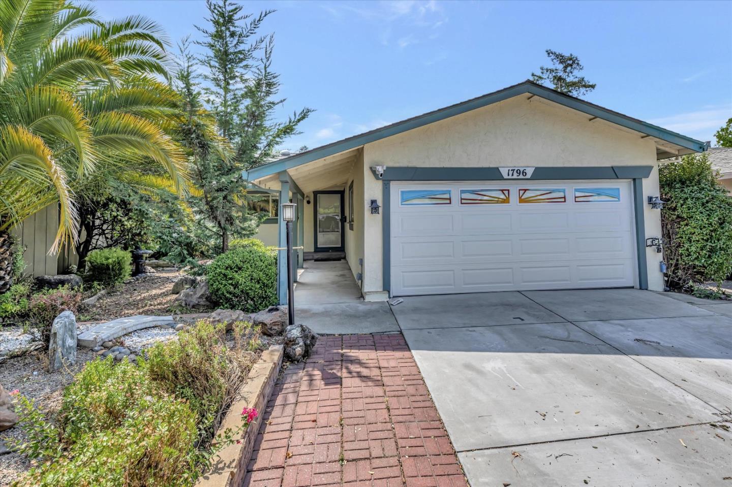 Detail Gallery Image 1 of 1 For 1796 Yosemite Dr, Milpitas,  CA 95035 - 3 Beds | 2 Baths