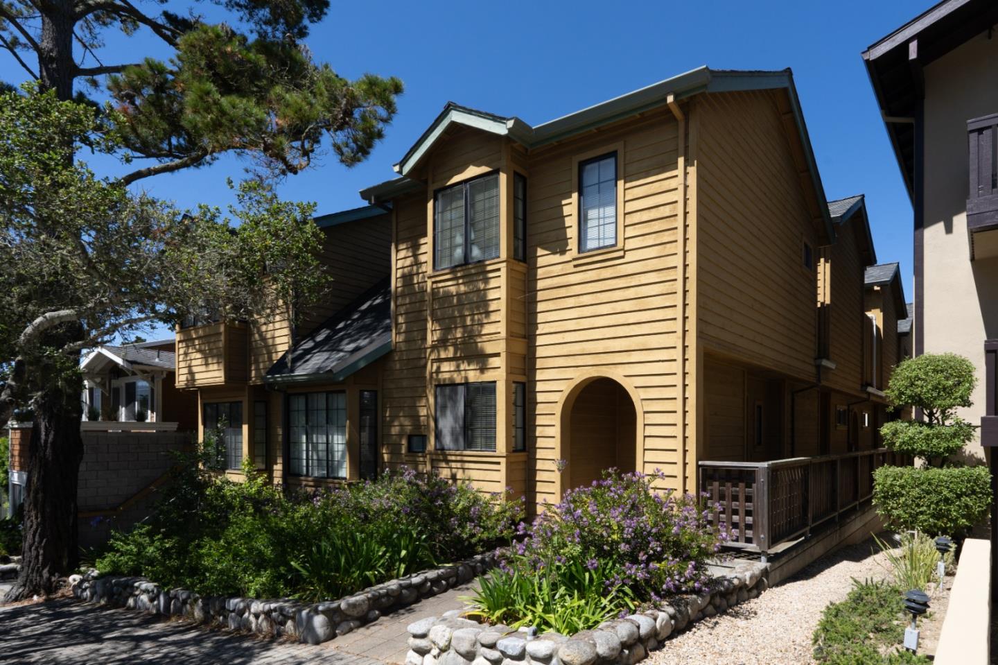 Detail Gallery Image 1 of 1 For 0 Junipero 3 Nw of 5th #C,  Carmel,  CA 93921 - 2 Beds | 2/1 Baths