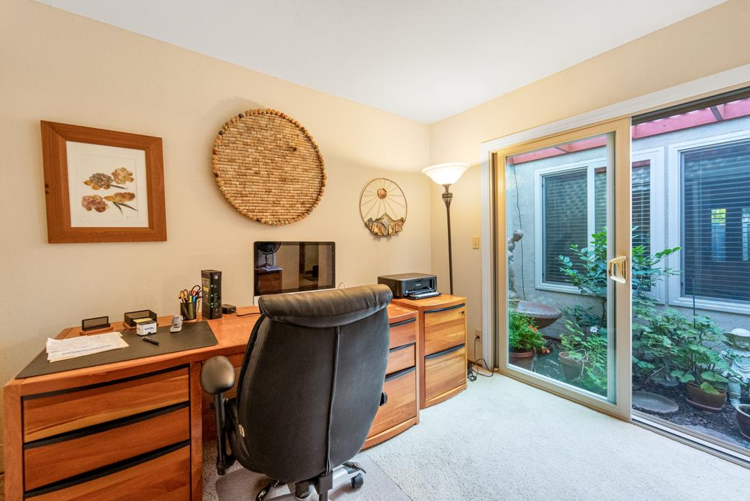 Detail Gallery Image 10 of 21 For 615 Lisa Way, Campbell,  CA 95008 - 3 Beds | 2 Baths